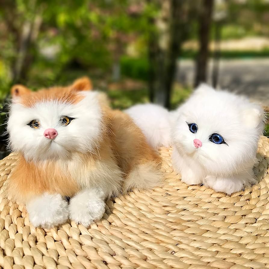 Amazon.co.jp: リアルな毛皮の赤ちゃん猫の置物 2個パック